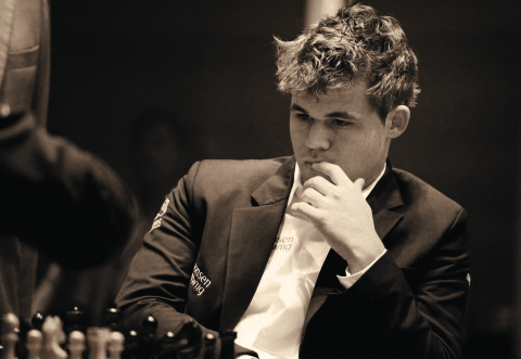 Magnus Carlsen Checkmate Master